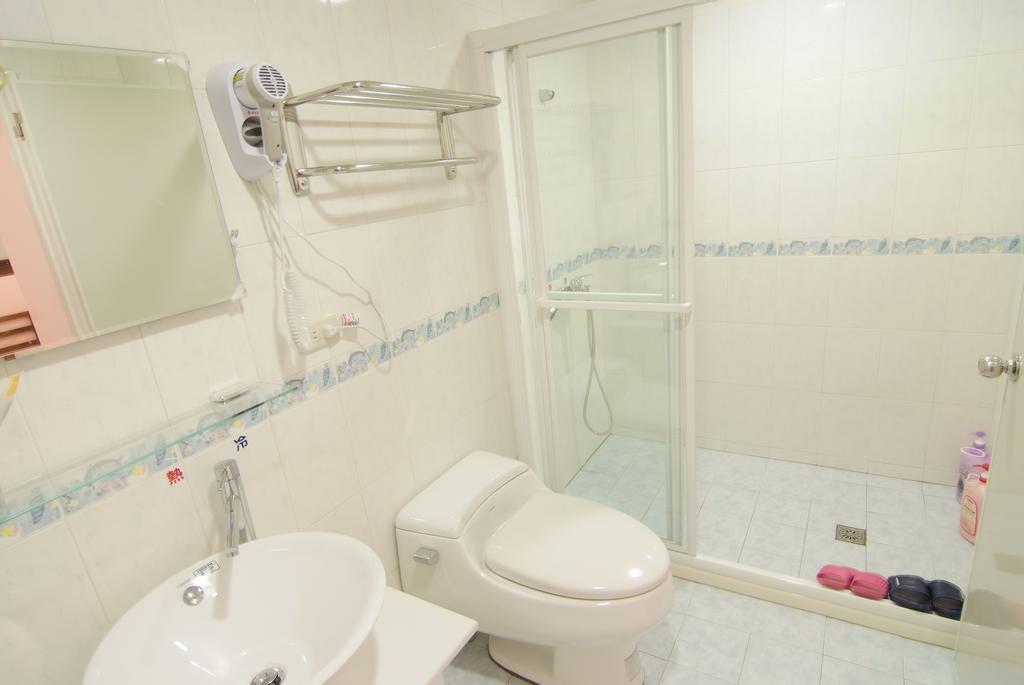 Shi-Jia B&B جيوفين الغرفة الصورة