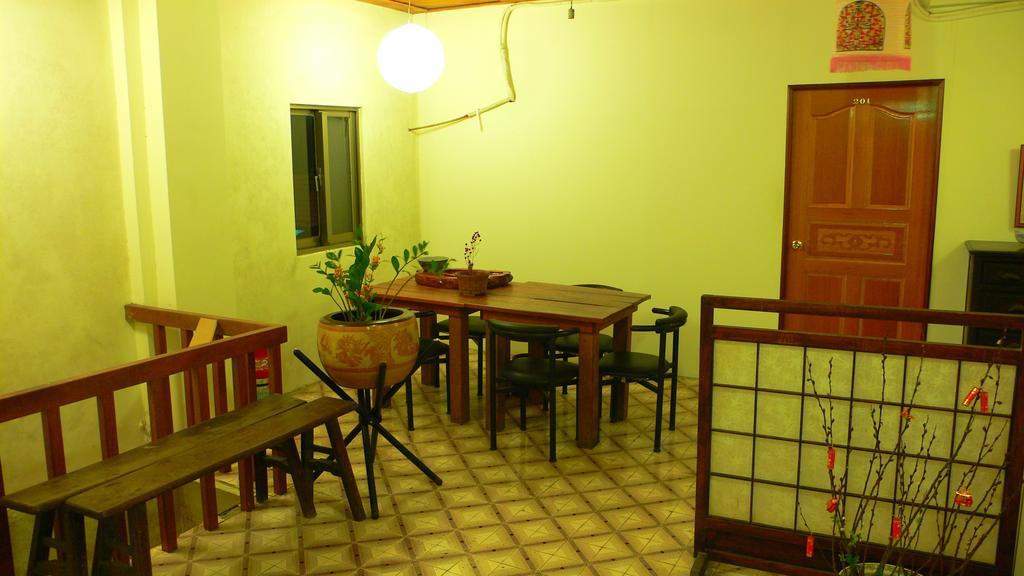 Shi-Jia B&B جيوفين الغرفة الصورة